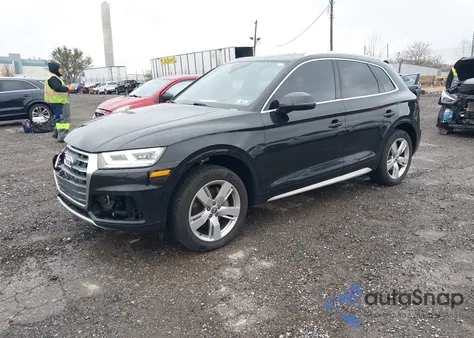 2018 Audi Q5 2.0T Premium/2.0T Tech Premium z USA, uszkodzony, nr VIN WA1BNAFY0J2224429